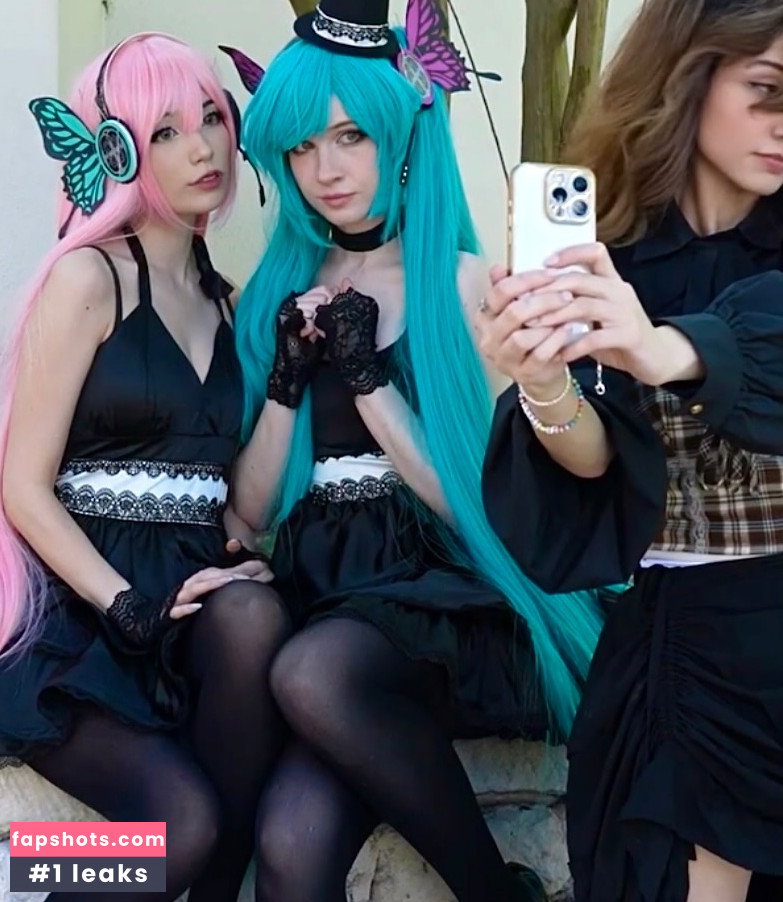 Emiru gallery photo #1643