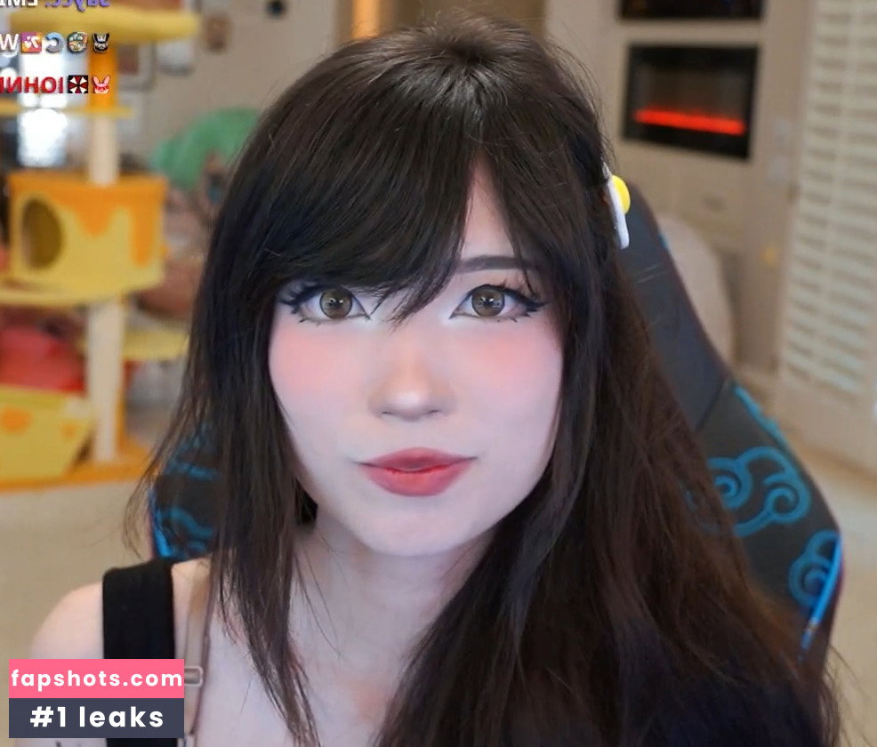 Emiru gallery photo #1825