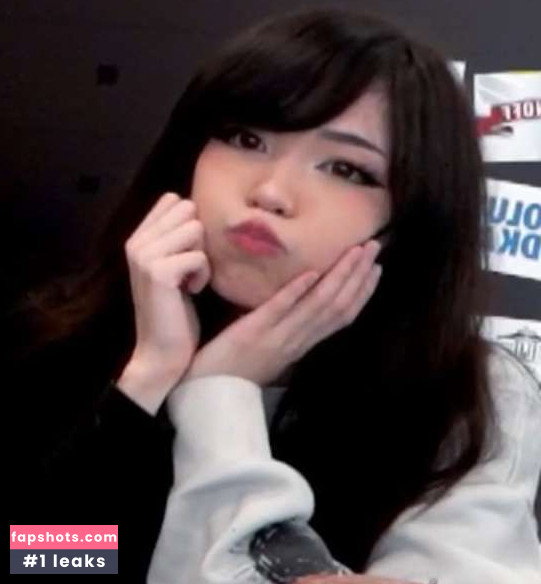 Emiru gallery photo #2504