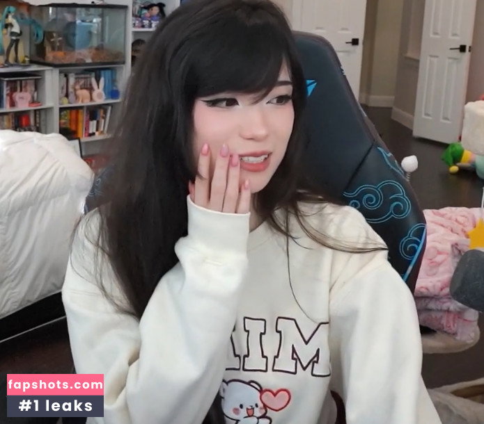 Emiru gallery photo #3428