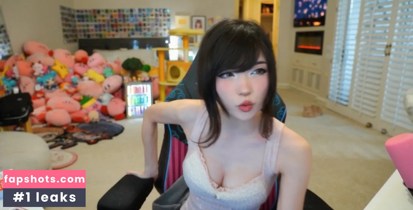 Emiru gallery photo #646