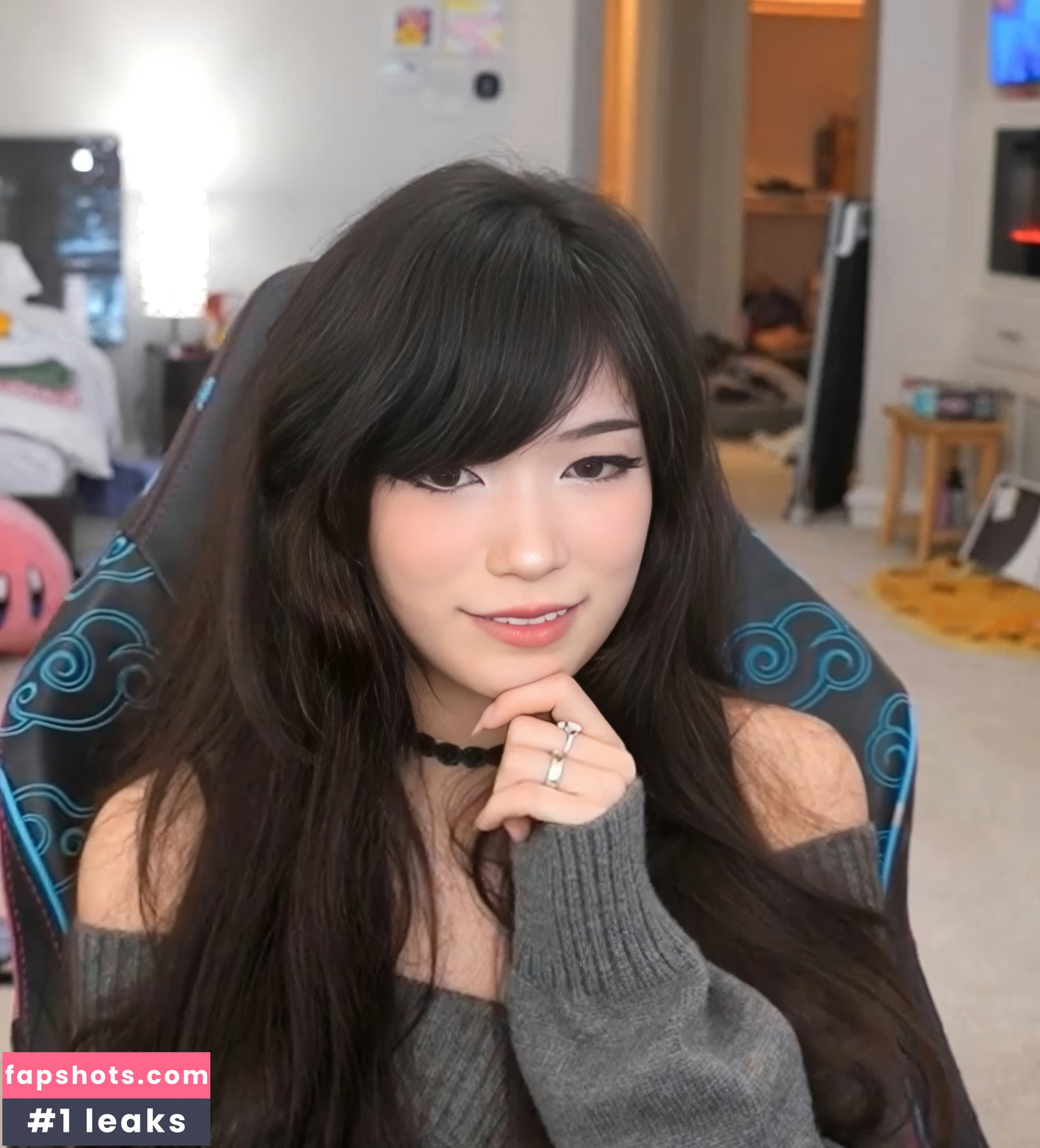 Emiru gallery photo #5046