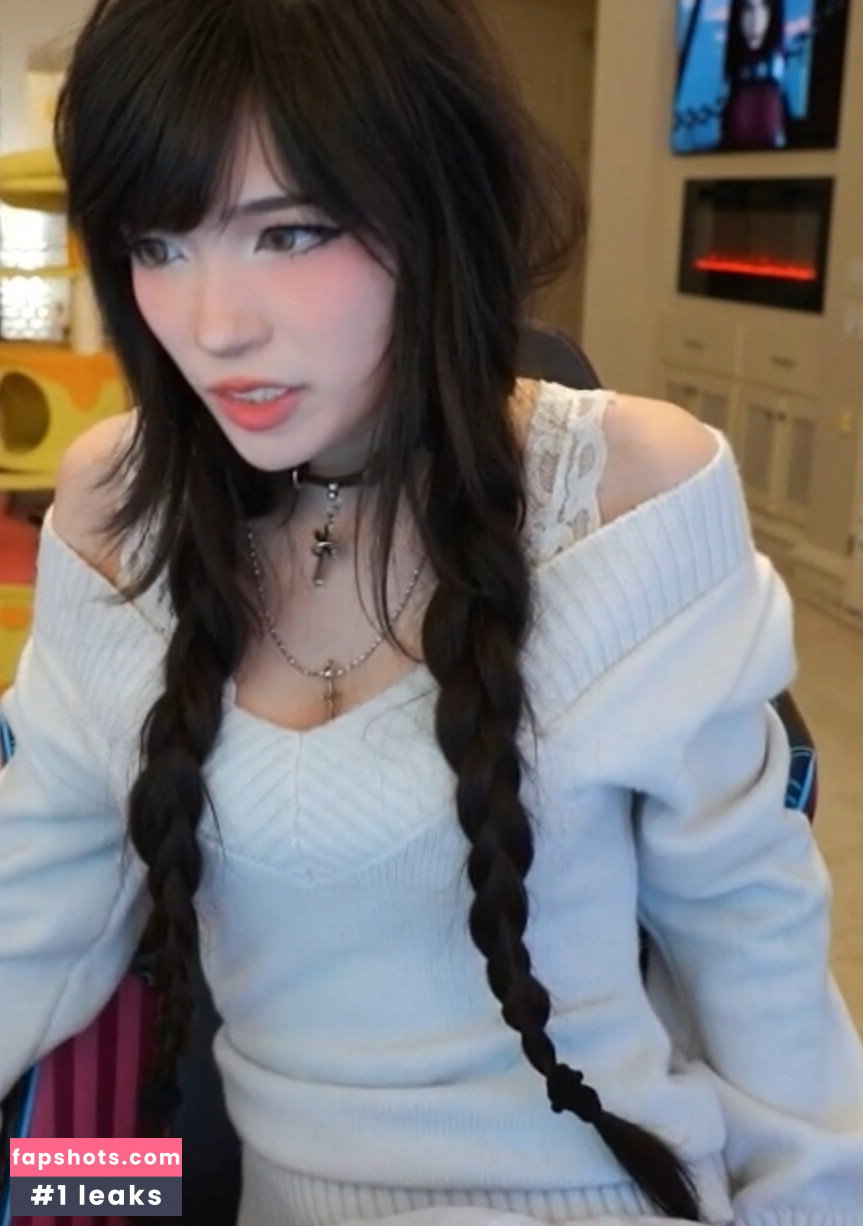 Emiru gallery photo #2196