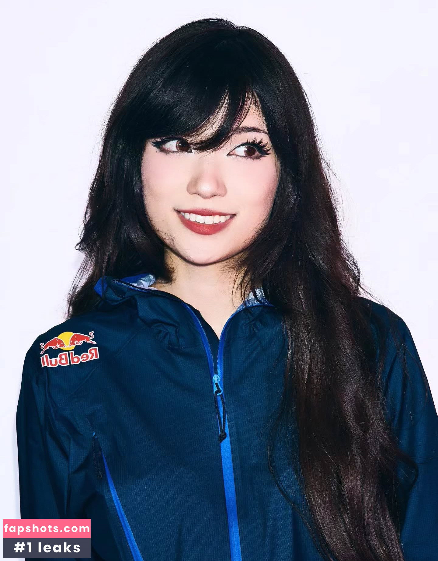Emiru gallery photo #908
