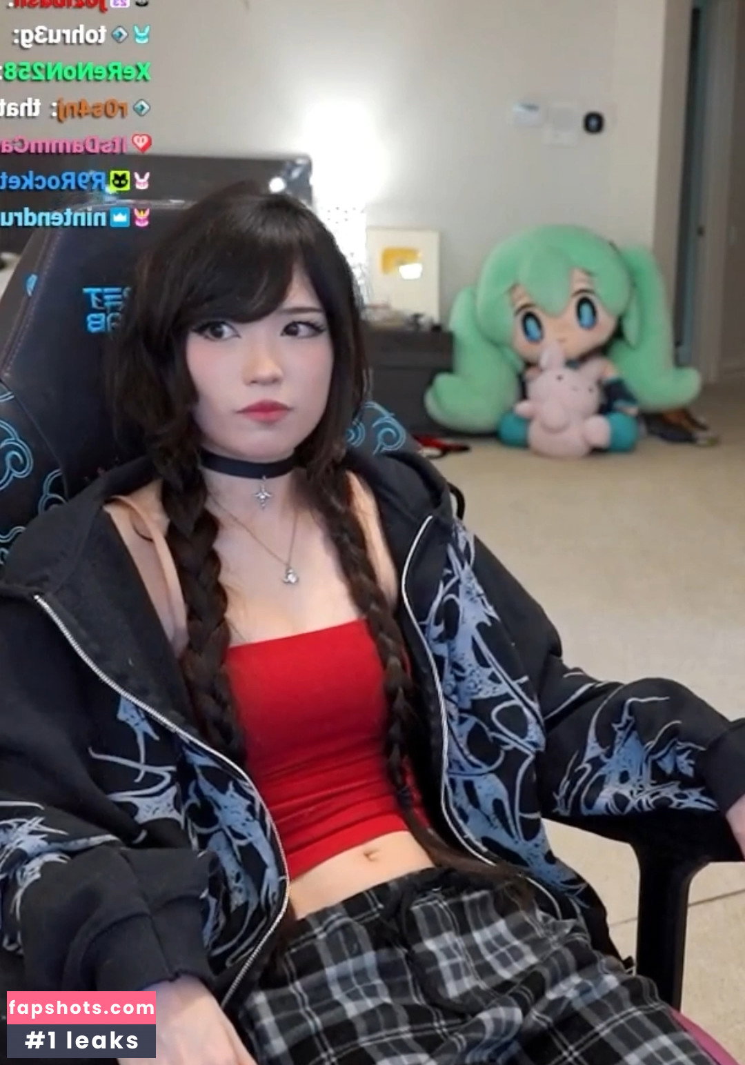 Emiru gallery photo #4791