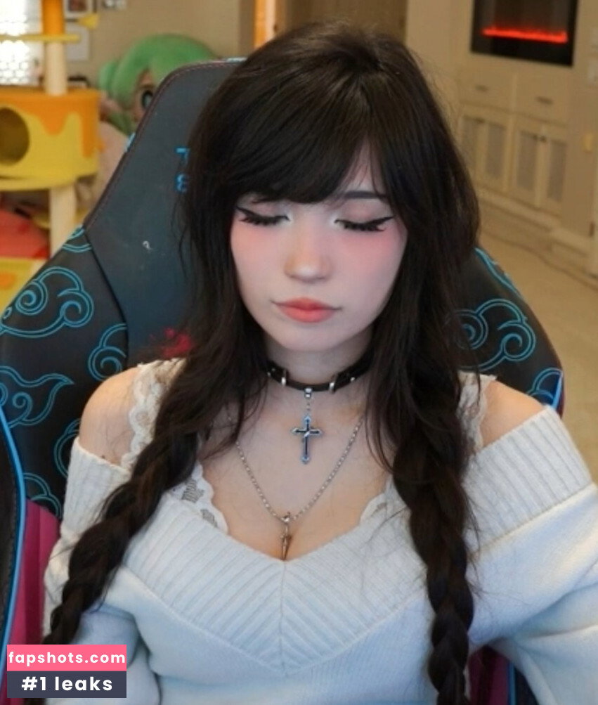 Emiru gallery photo #4856