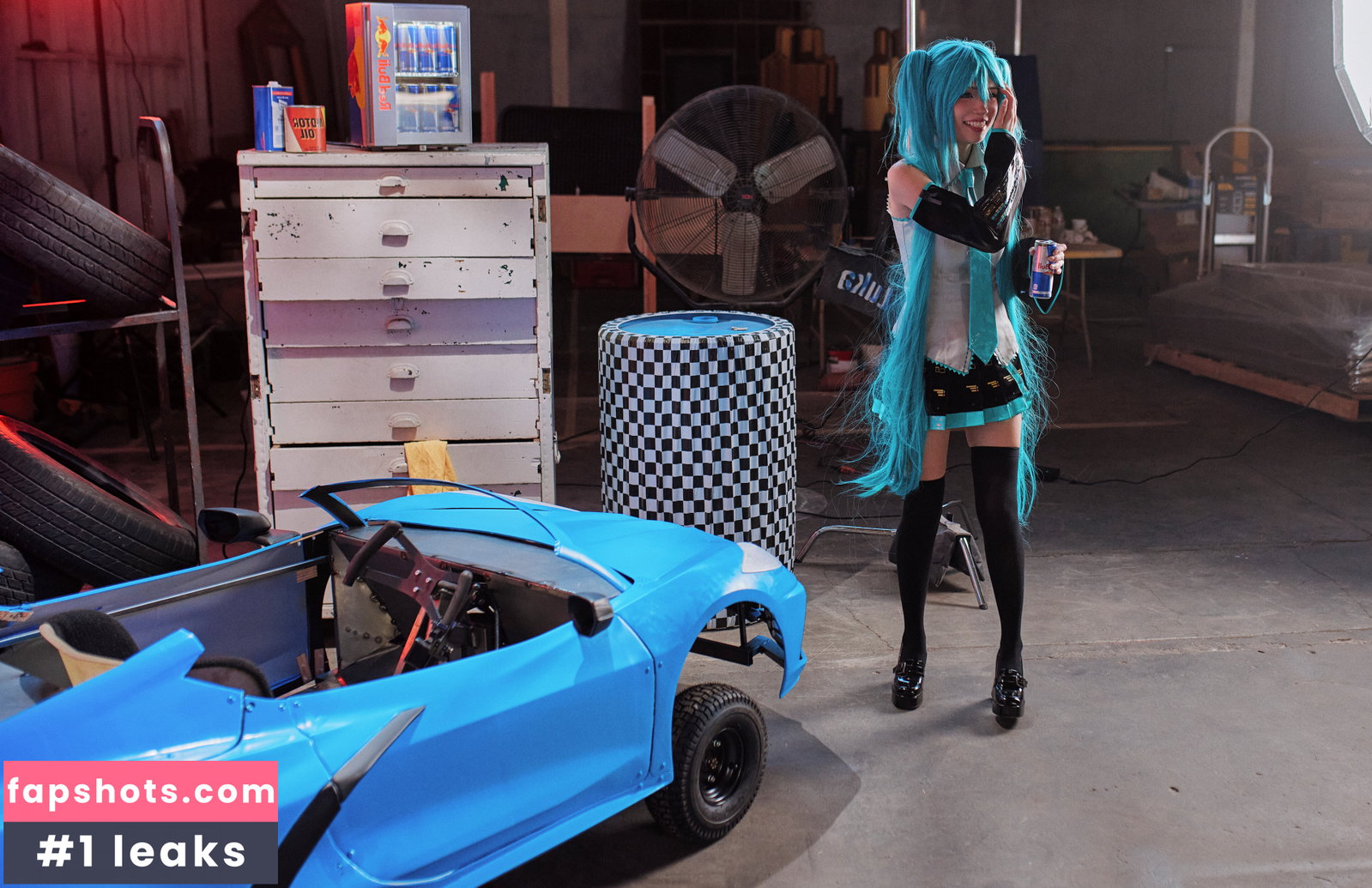 Emiru gallery photo #1931