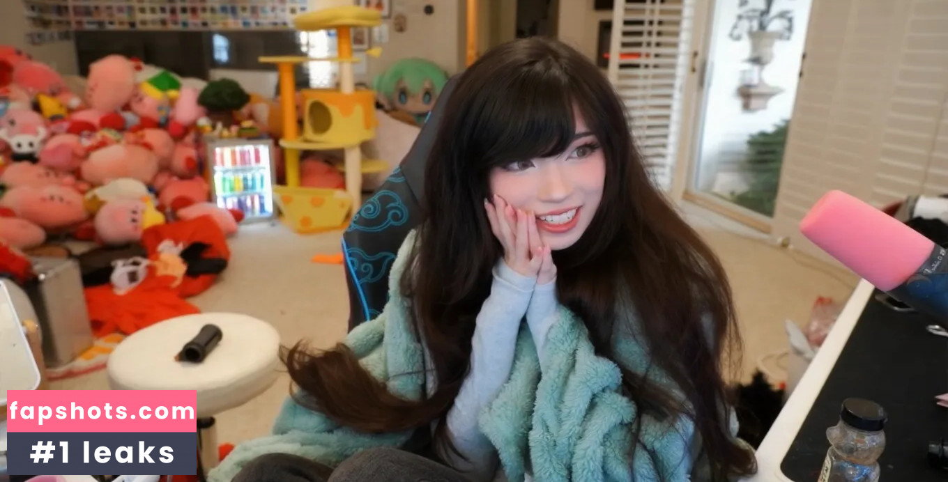 Emiru gallery photo #3062