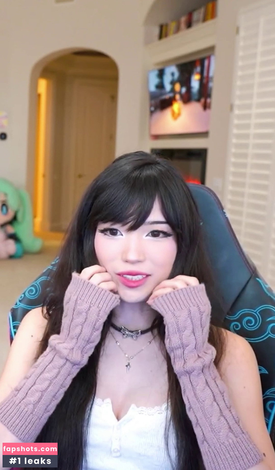 Emiru gallery photo #4340