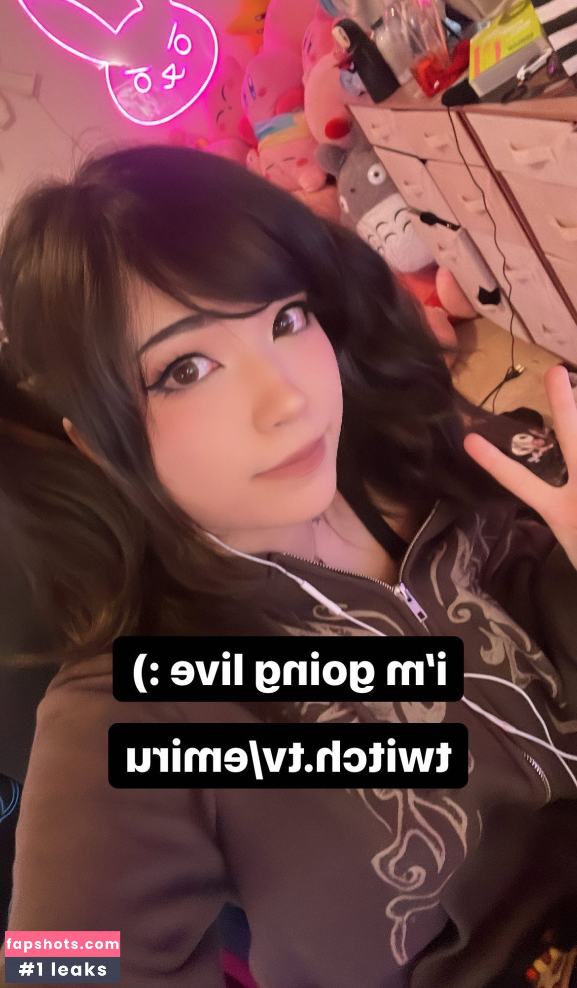 Emiru gallery photo #1506