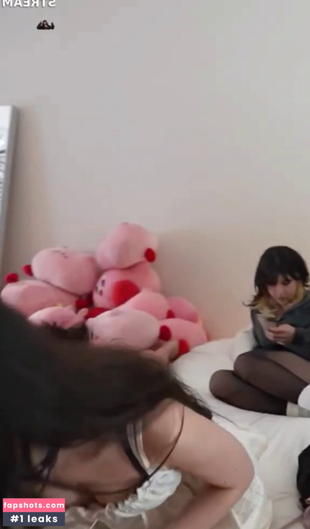 Emiru gallery photo #3369
