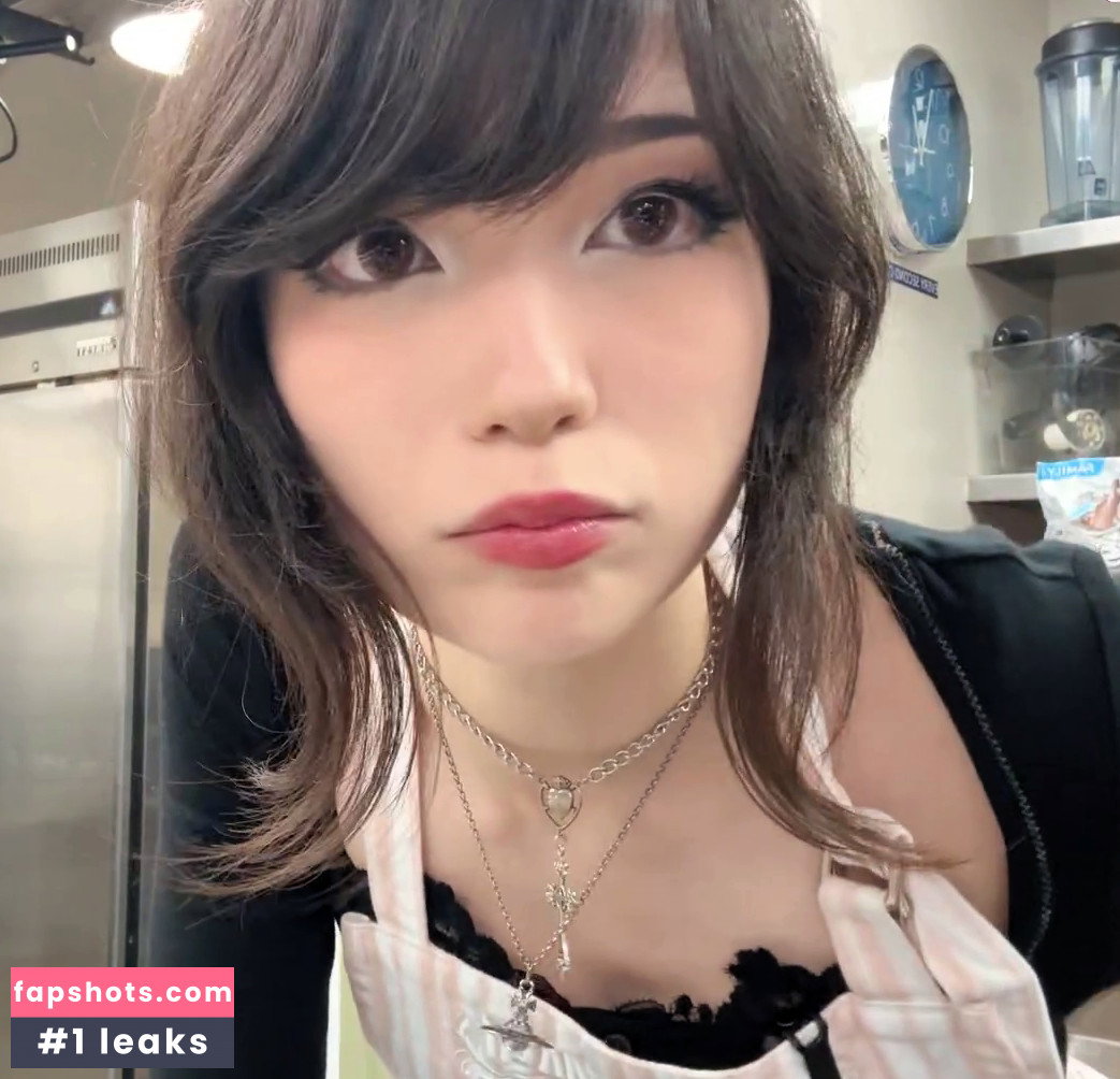 Emiru gallery photo #5137