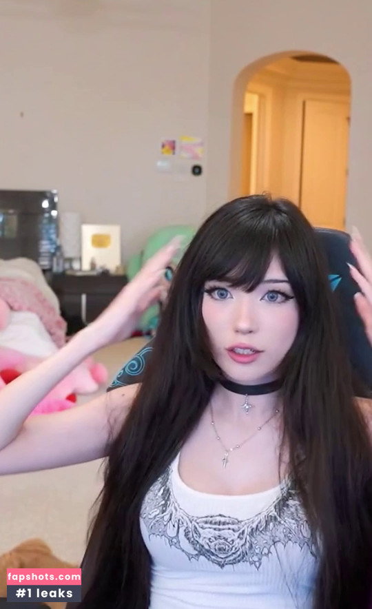 Emiru gallery photo #3377