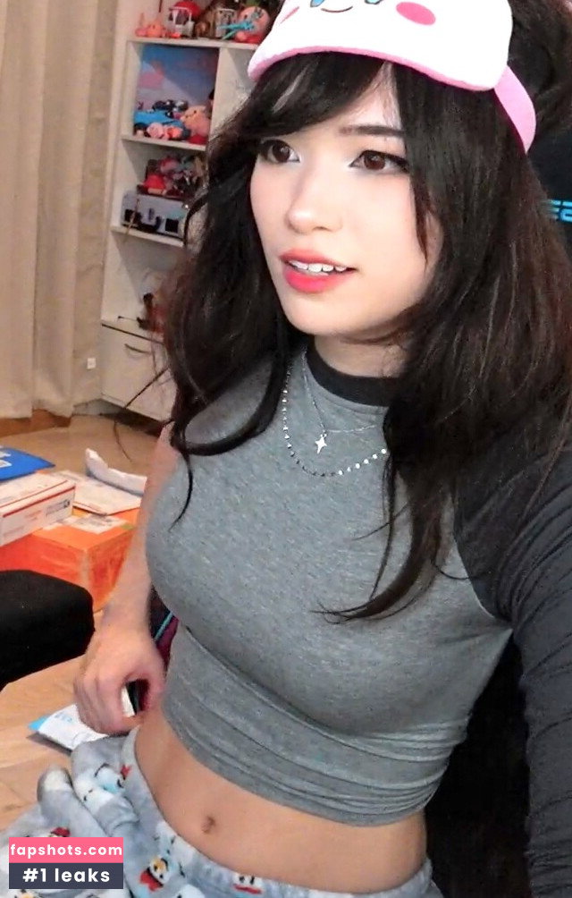 Emiru gallery photo #1802