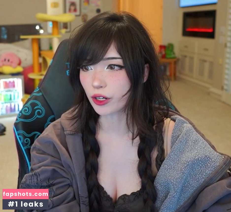 Emiru gallery photo #996