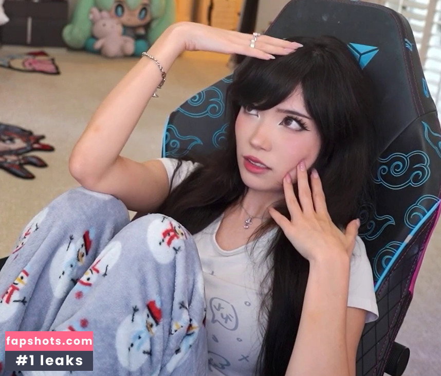 Emiru gallery photo #1594