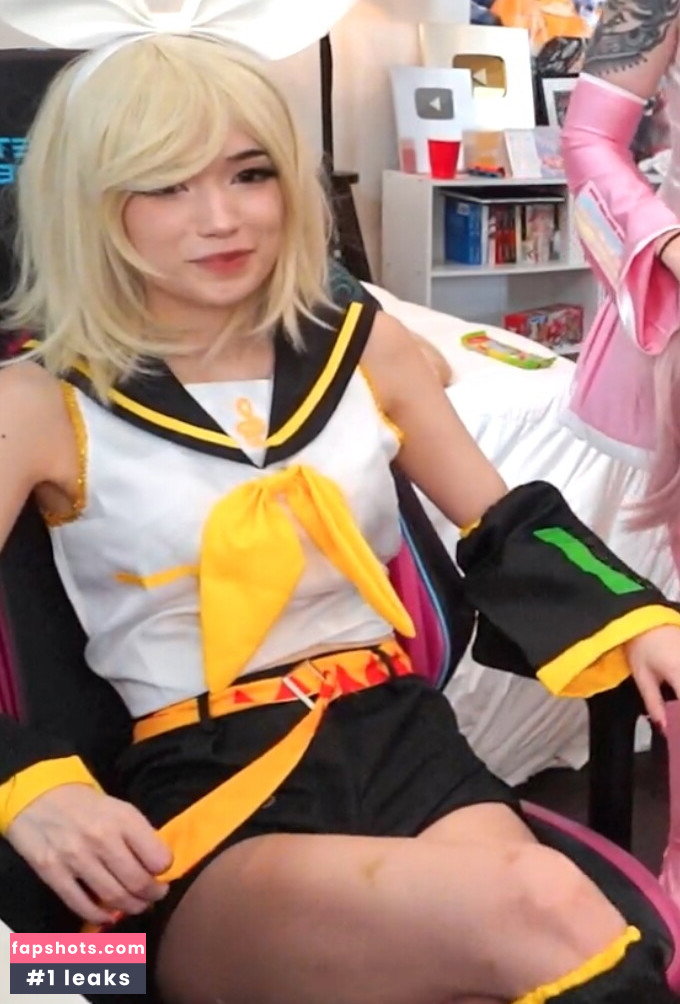 Emiru gallery photo #3480