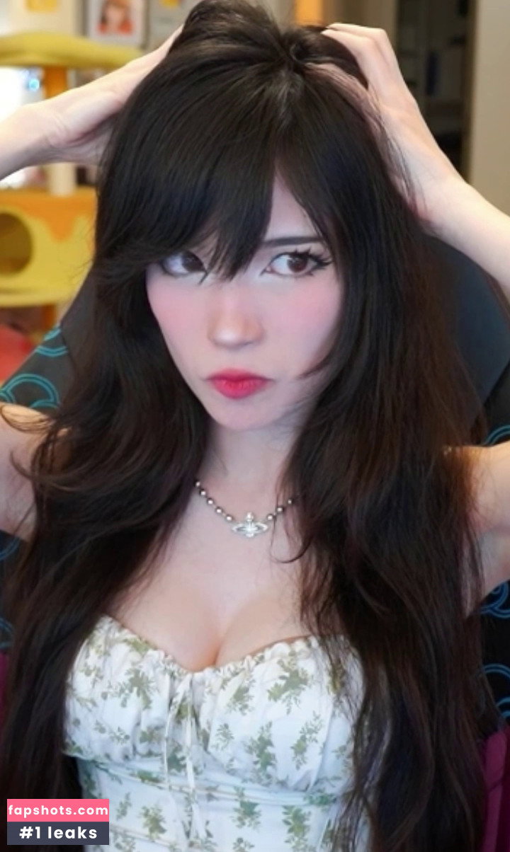Emiru gallery photo #1722