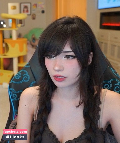 Emiru gallery photo #823