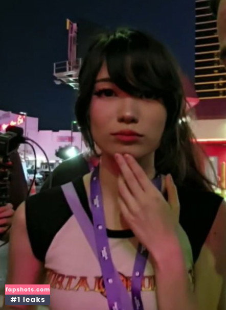 Emiru gallery photo #1651