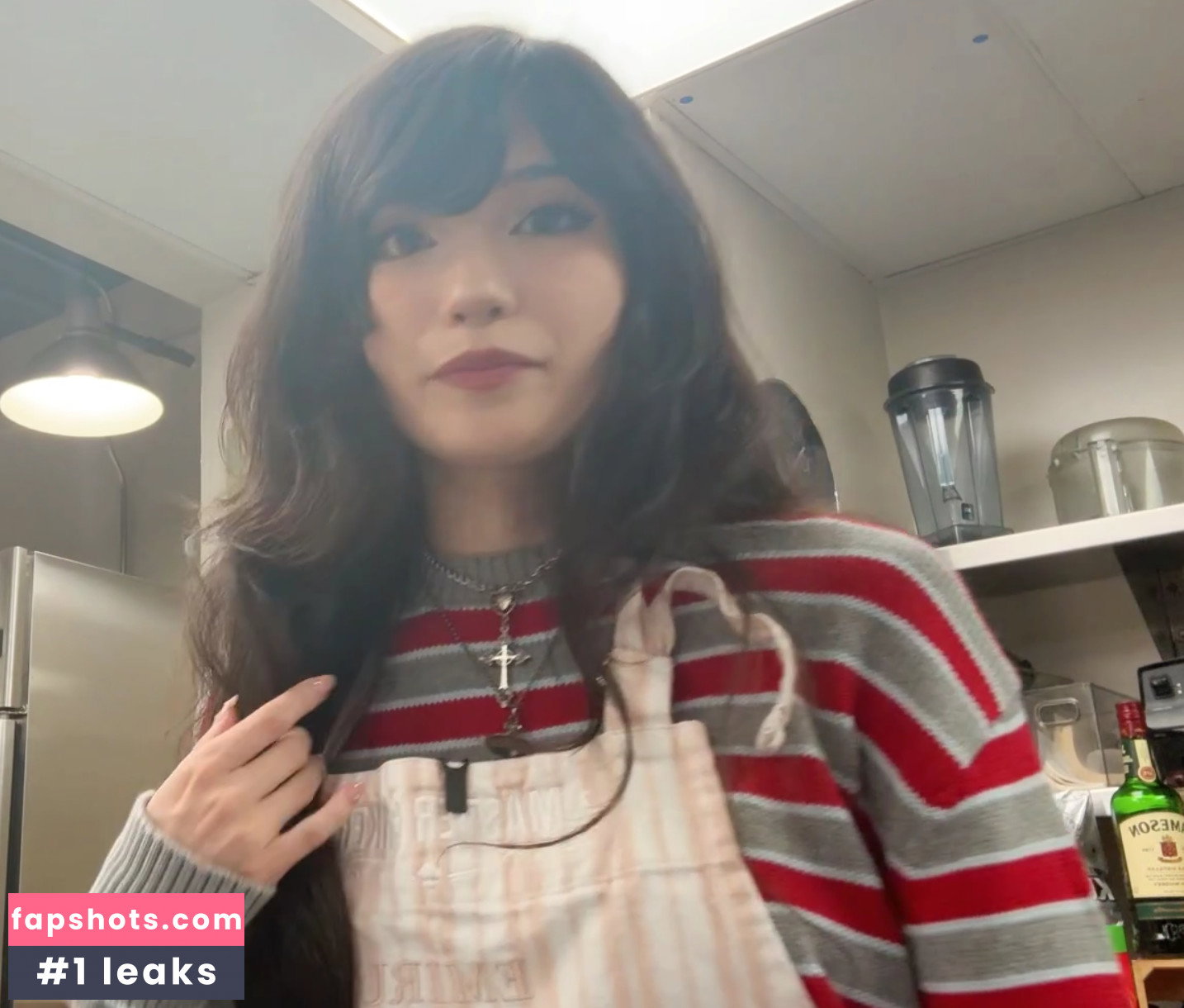 Emiru gallery photo #1630