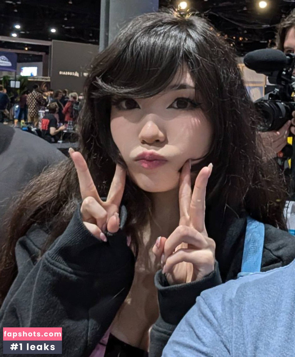 Emiru gallery photo #875