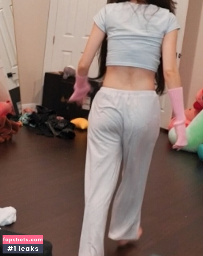 Emiru gallery photo #4988