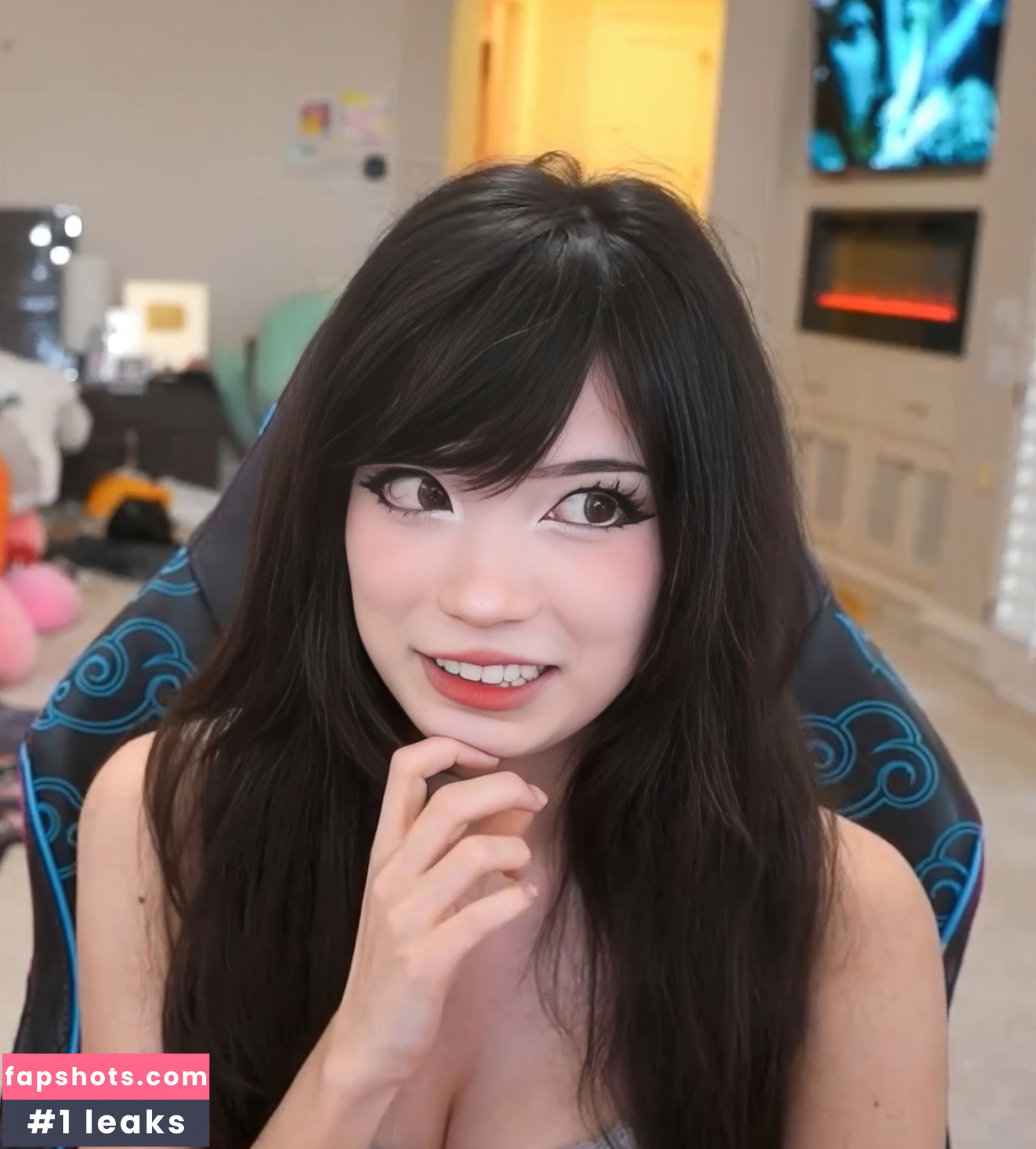 Emiru gallery photo #3019