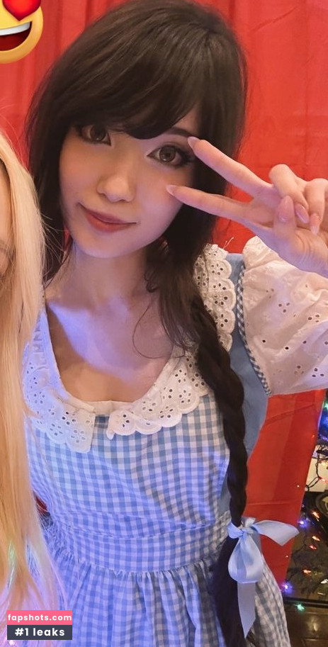 Emiru gallery photo #1160