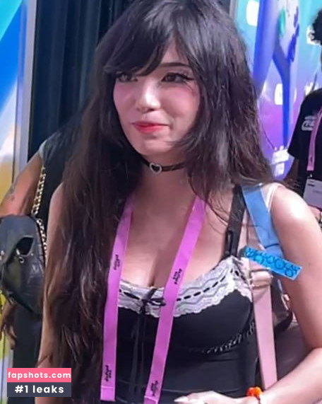 Emiru gallery photo #4403