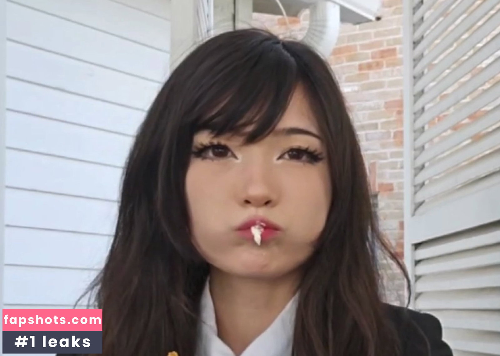 Emiru gallery photo #2642