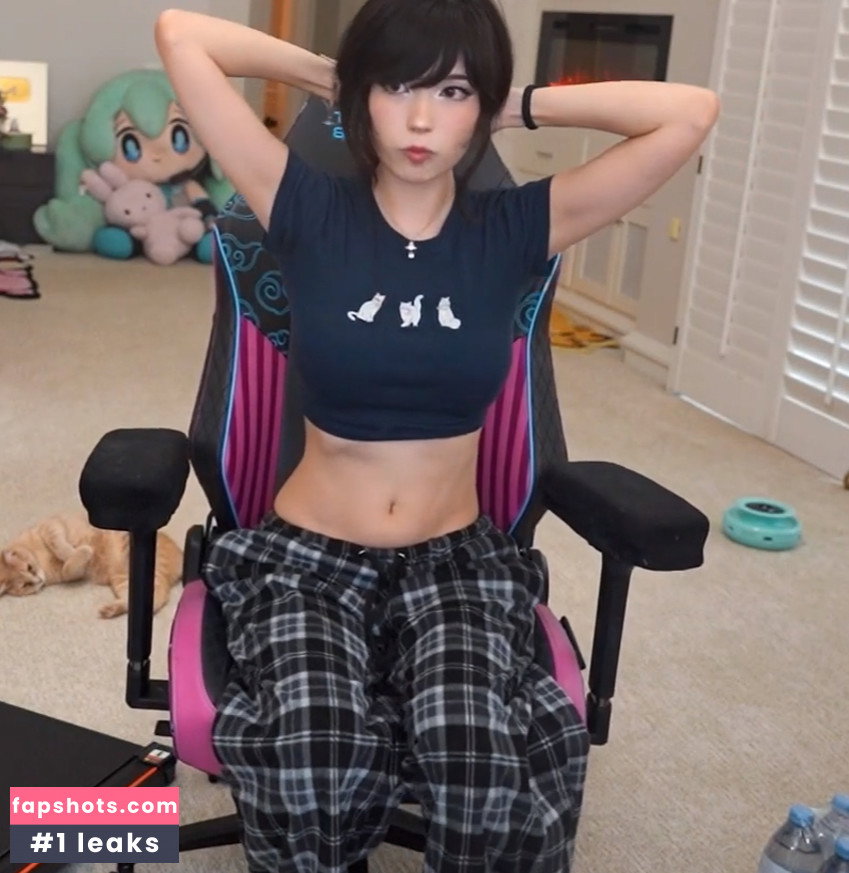 Emiru gallery photo #1363