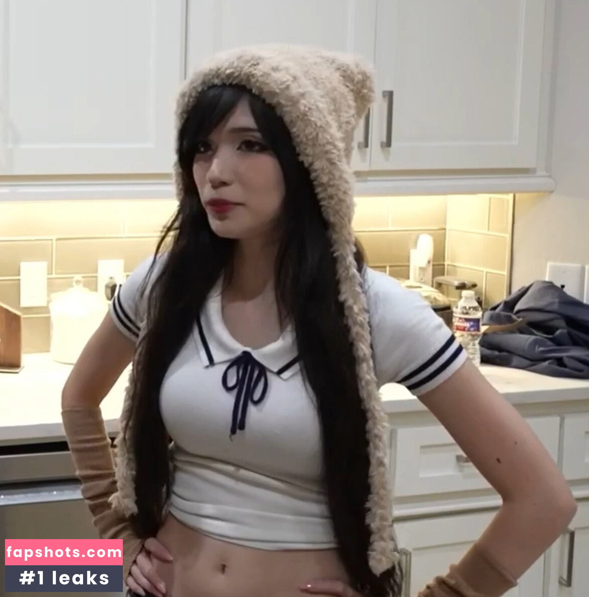 Emiru gallery photo #5068