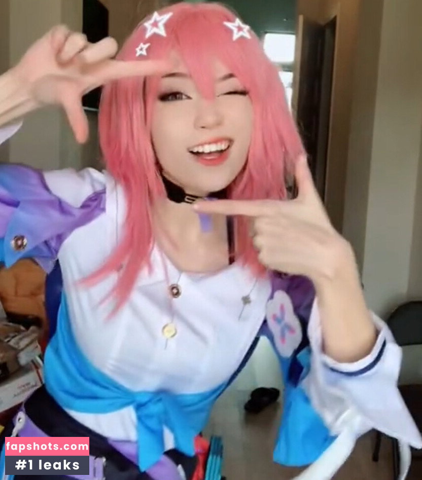 Emiru gallery photo #3807