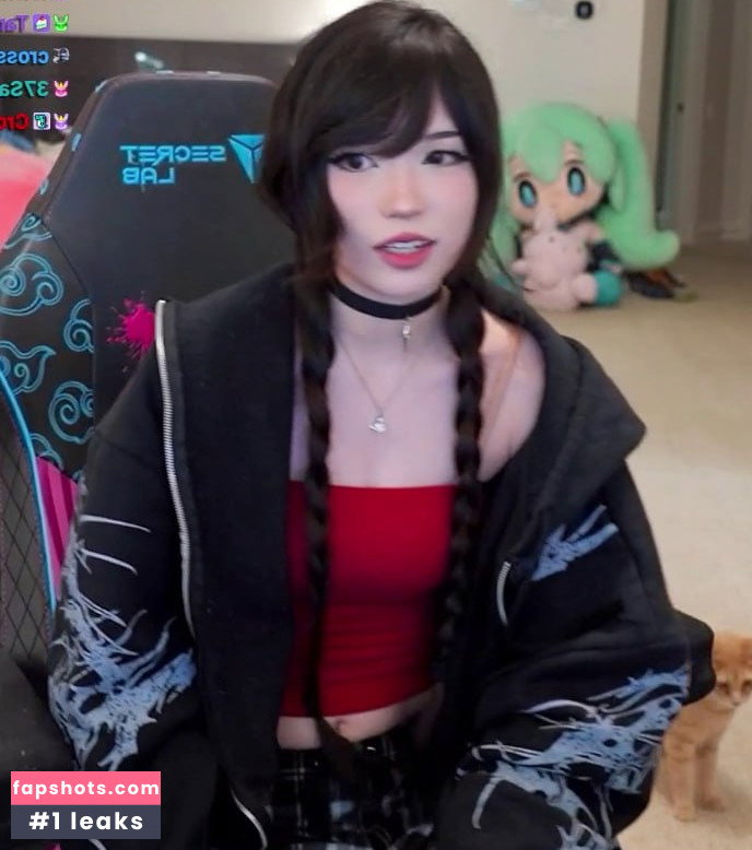 Emiru gallery photo #9