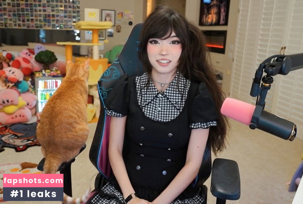 Emiru gallery photo #2524