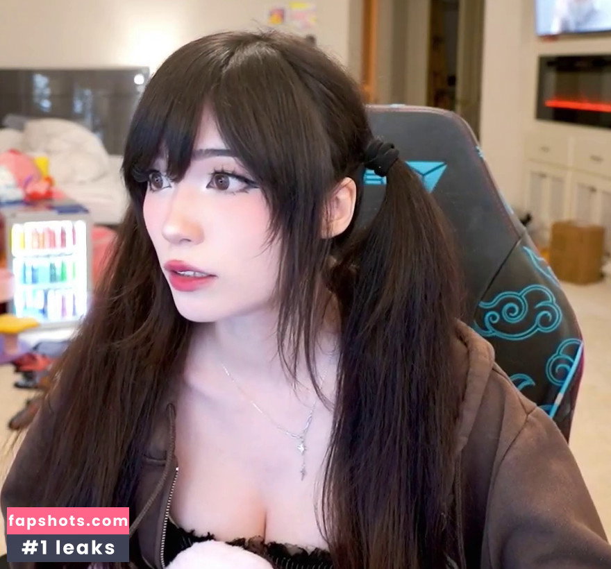 Emiru gallery photo #745