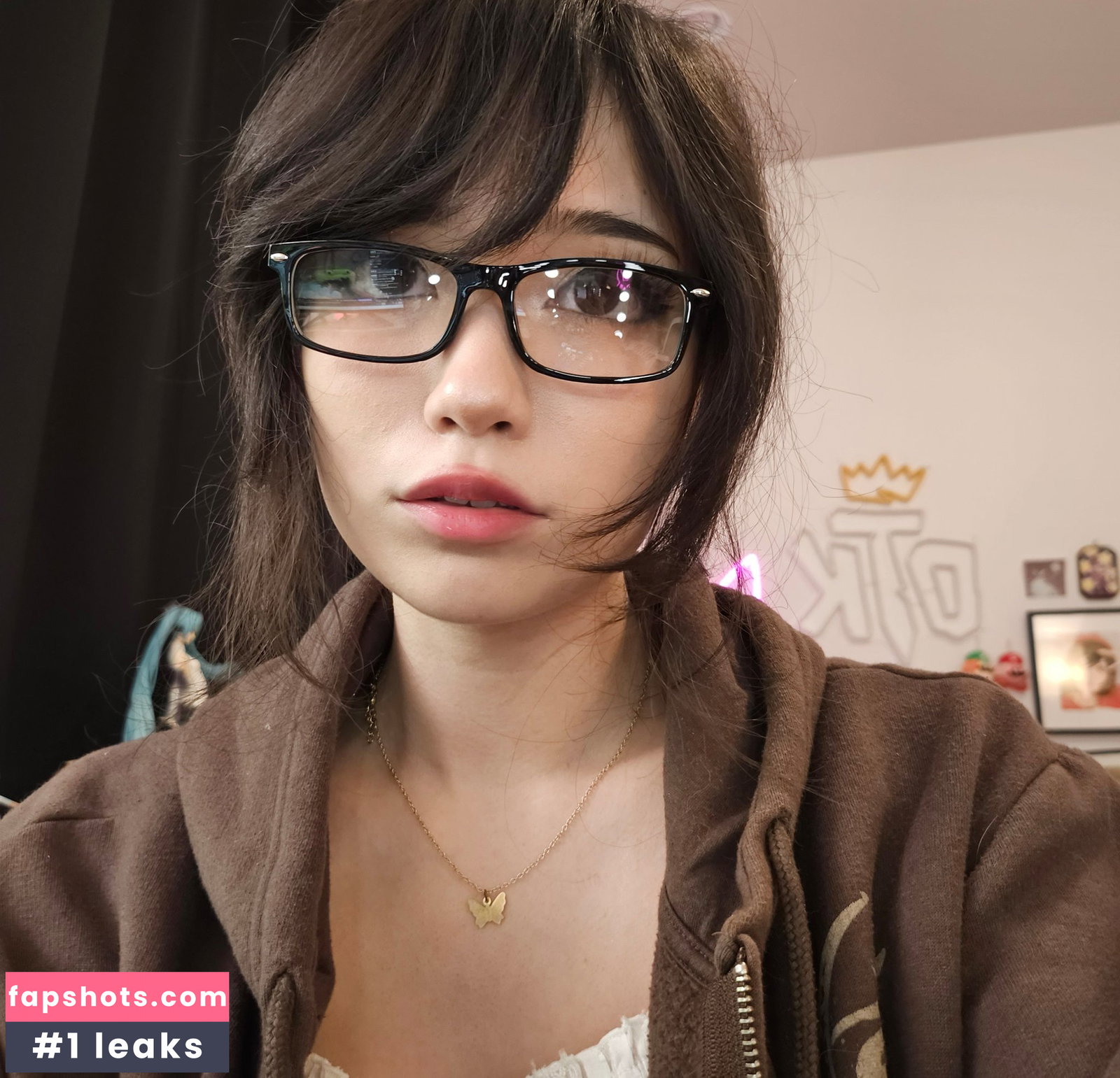 Emiru gallery photo #1255