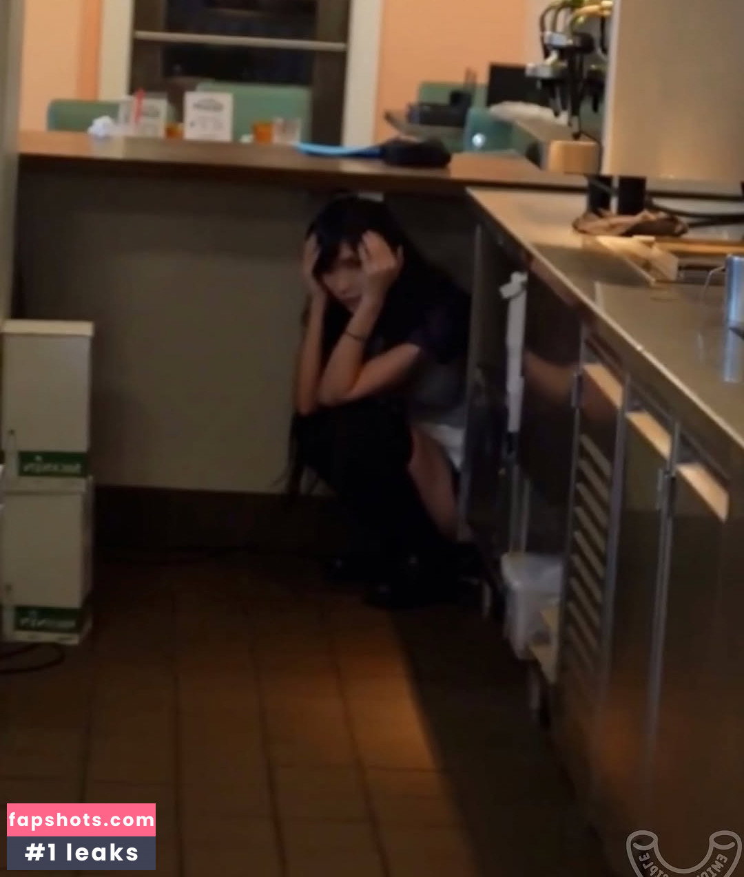 Emiru gallery photo #4551