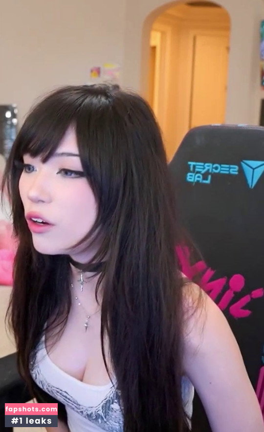 Emiru gallery photo #1783