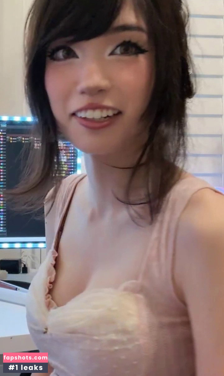 Emiru gallery photo #2750