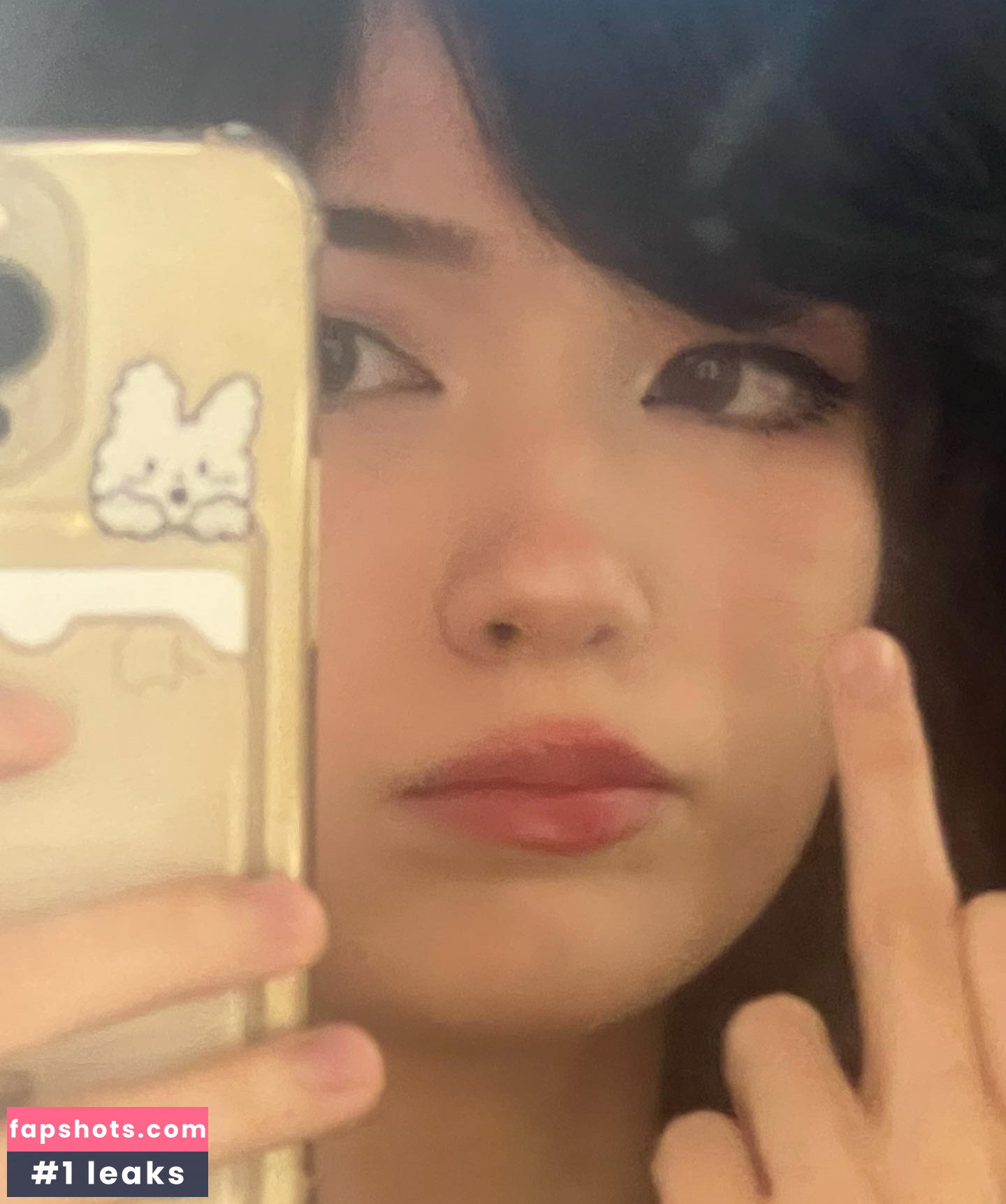 Emiru gallery photo #812