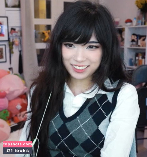 Emiru gallery photo #318
