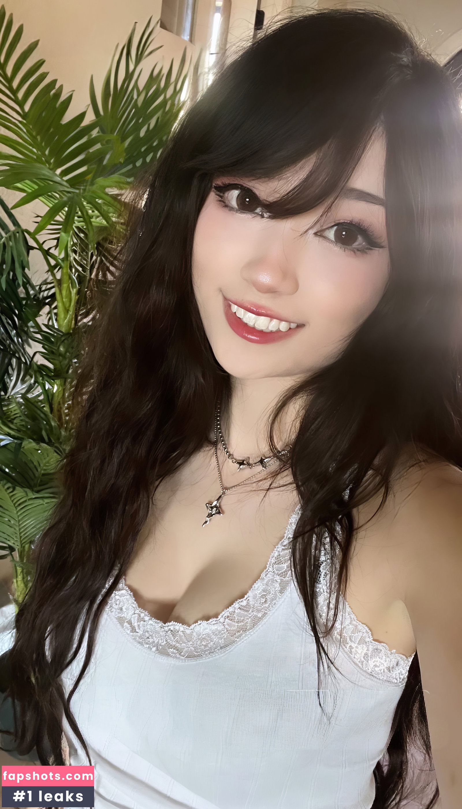 Emiru gallery photo #3521