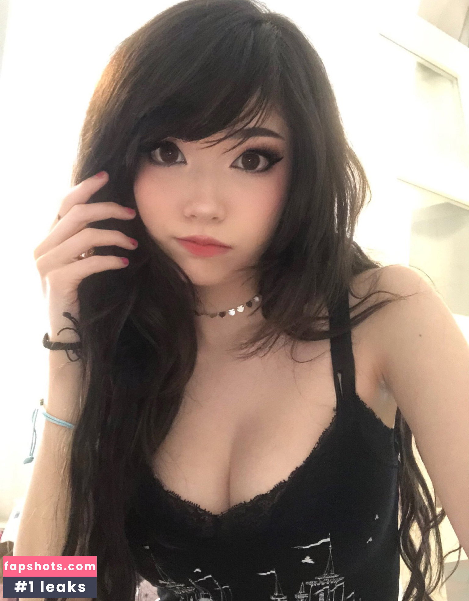 Emiru gallery photo #3231