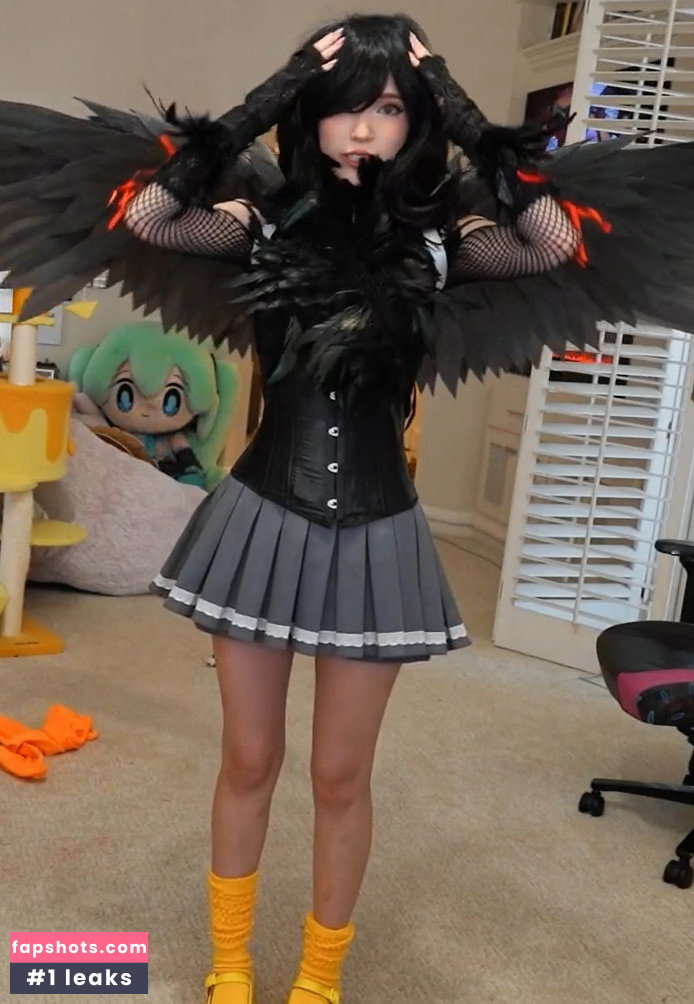 Emiru gallery photo #1075