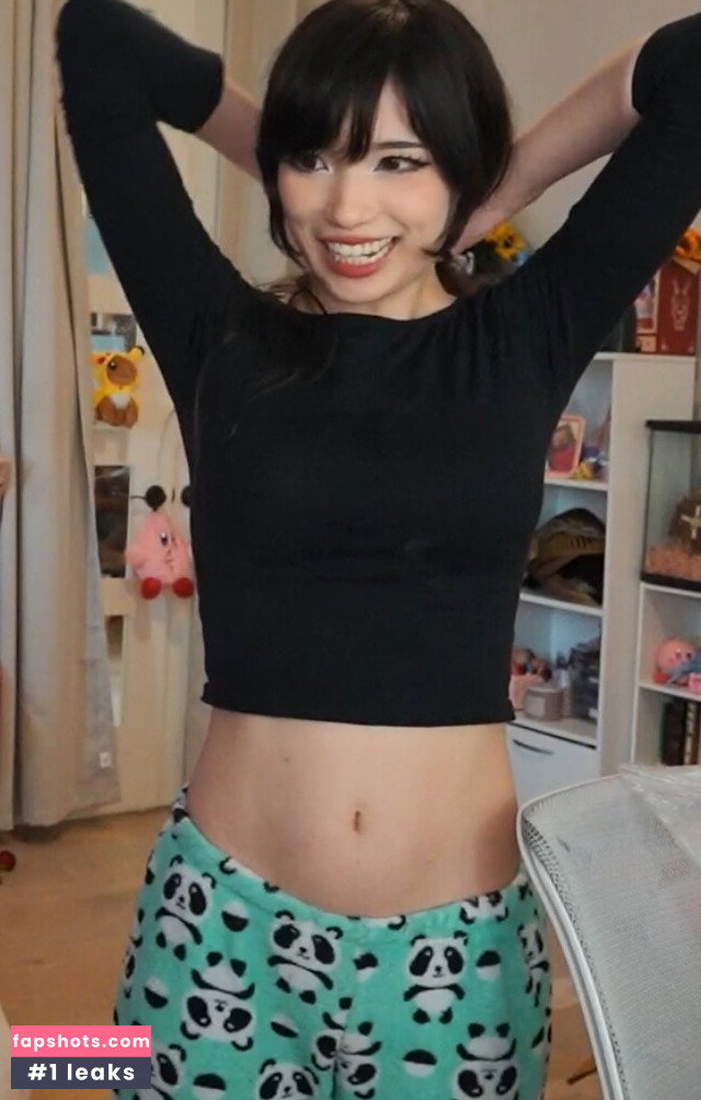 Emiru gallery photo #5124