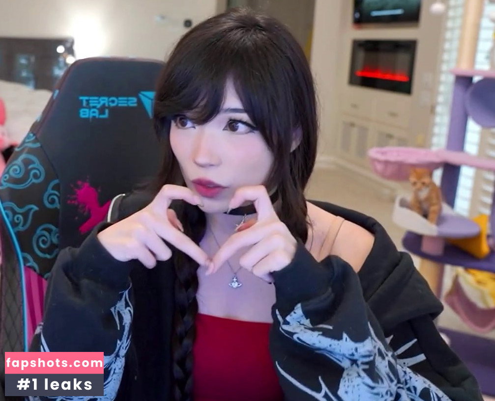 Emiru gallery photo #724