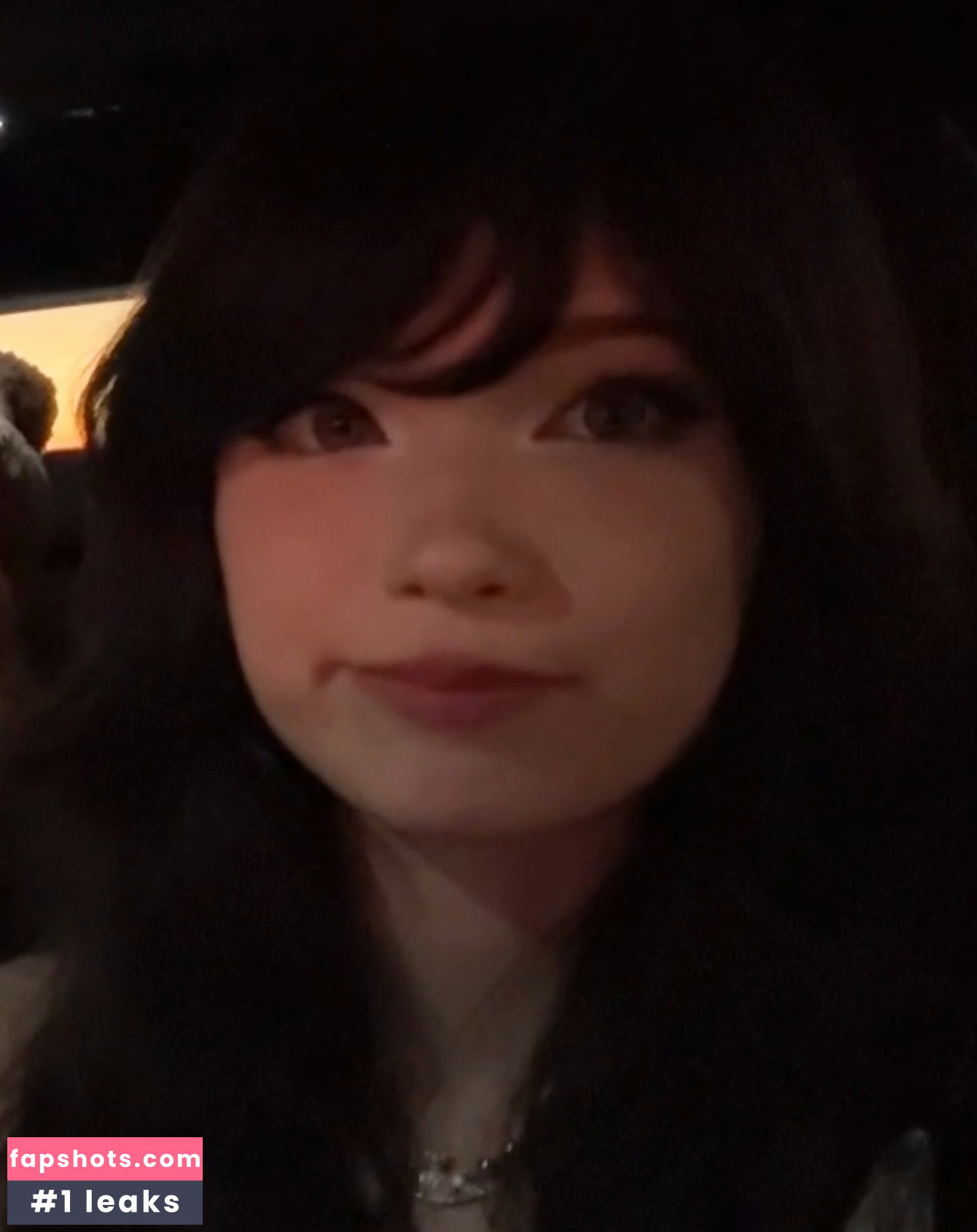 Emiru gallery photo #969