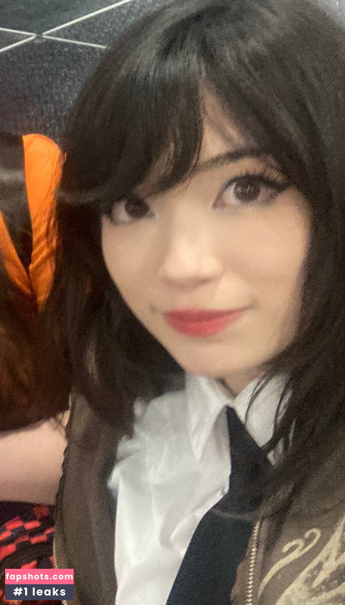Emiru gallery photo #1149